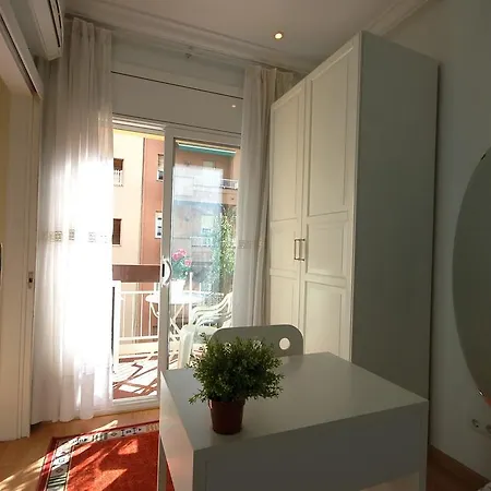 Lets Holidays Centric Apartment In Barcelone Chambre photo